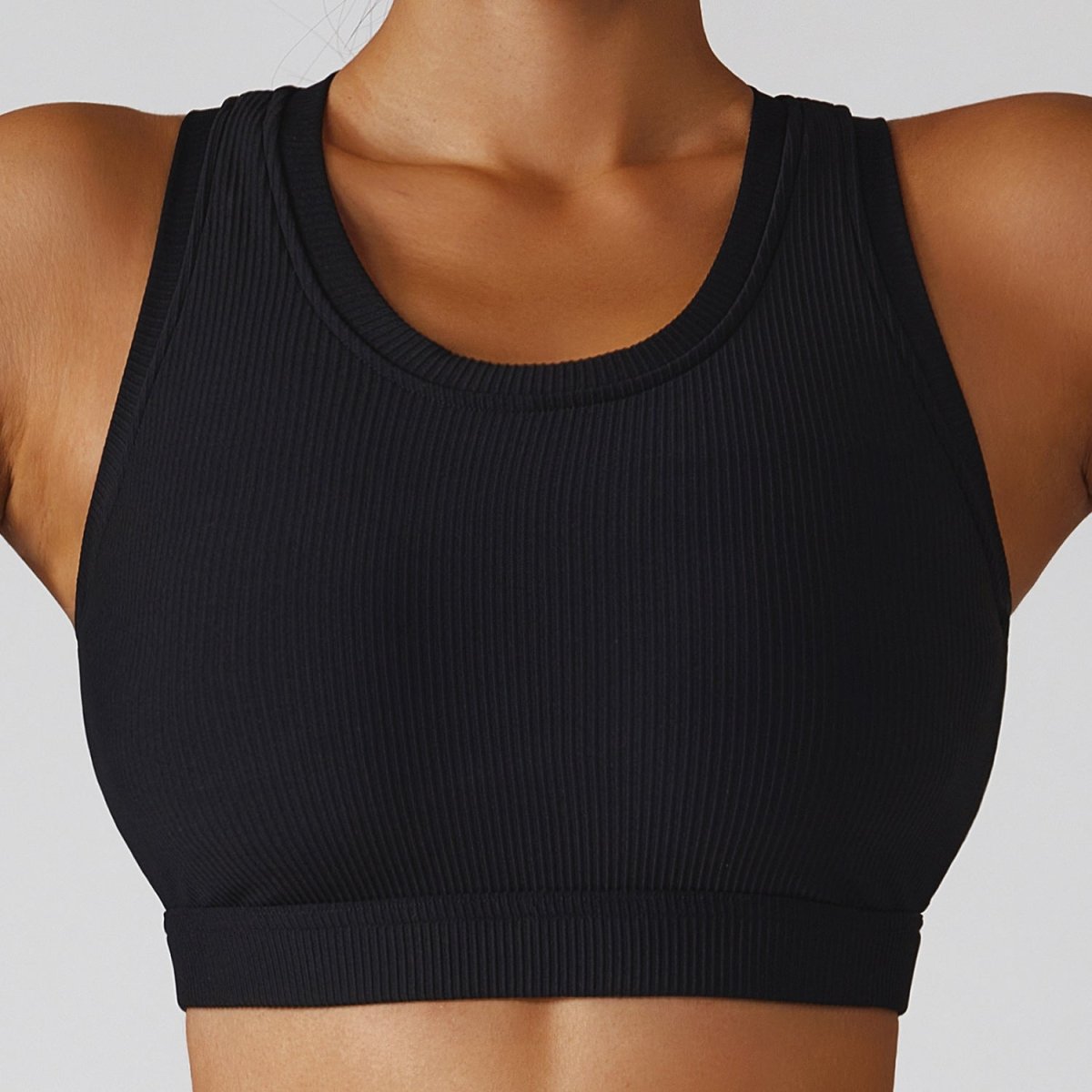 Prążkowany top sportowy Body Crop
